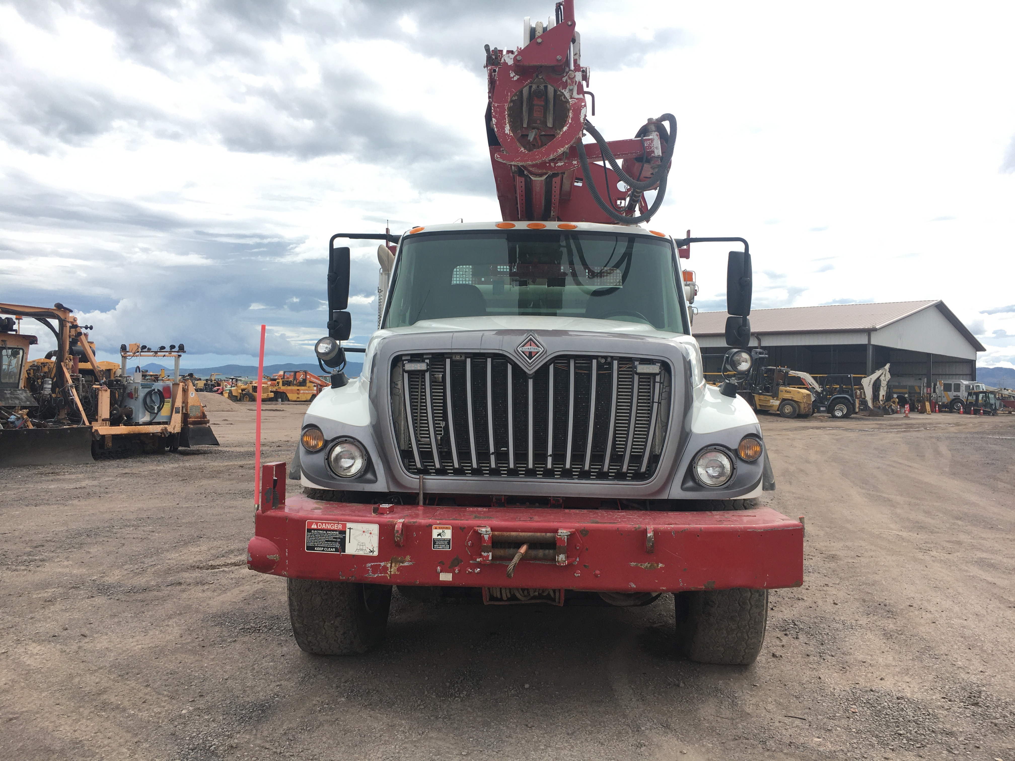 ./imagenes/INVOICE/2019/14979/CAMION PERFORADOR_ALTEC D2045A (19).JPG